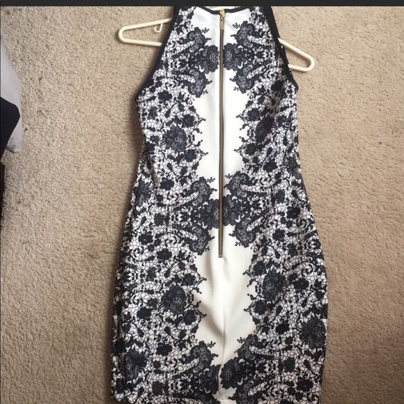B. Darlin floral mini party dress 🖤 - Picture 2 of 4
